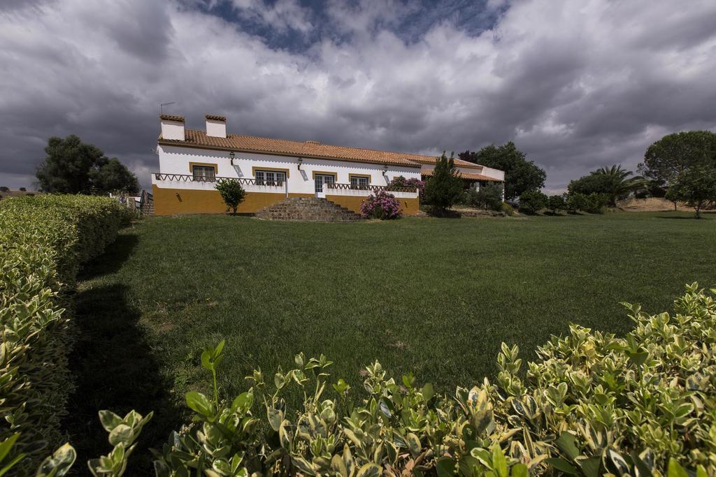 Naveterra-Hotel Rural Alandroal Exterior photo