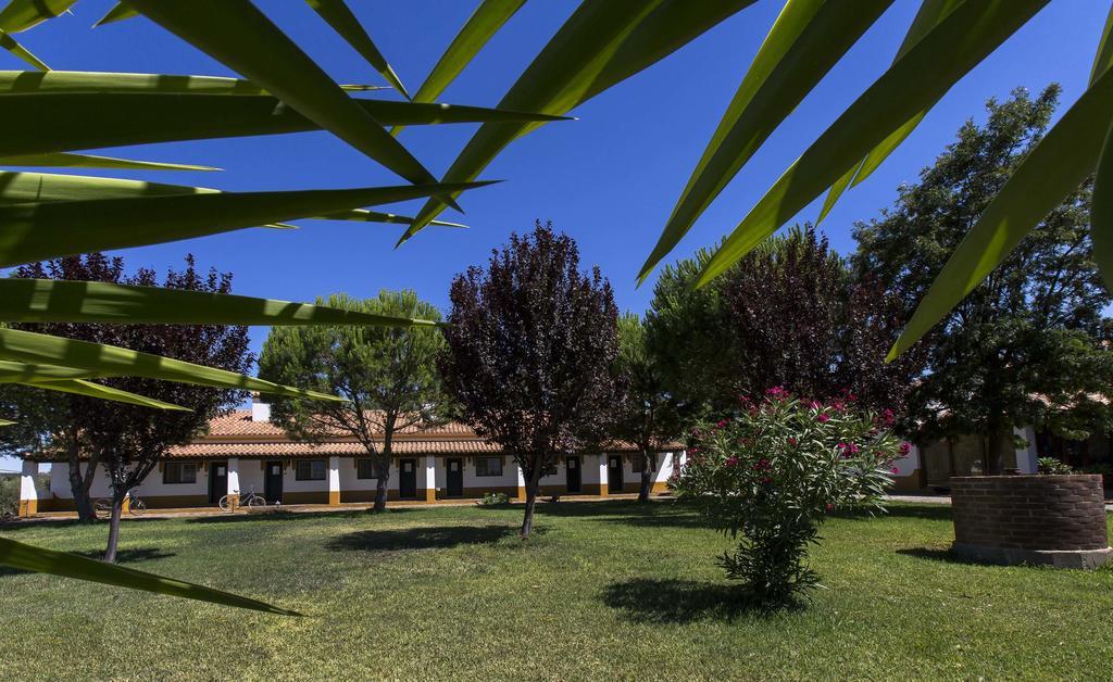 Naveterra-Hotel Rural Alandroal Exterior photo